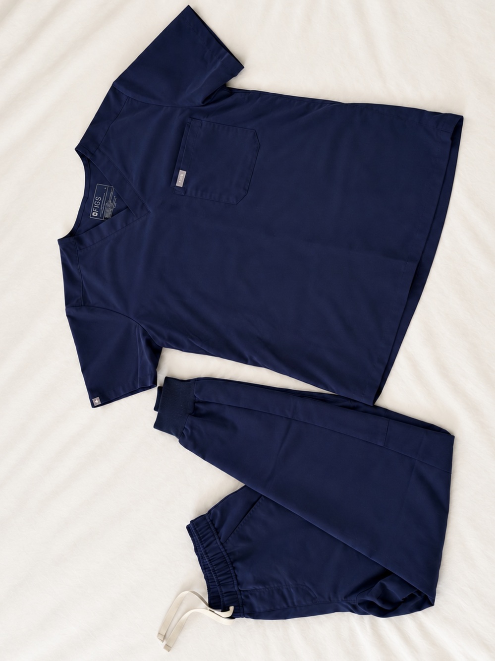 Figs Men’s Scrubs Set